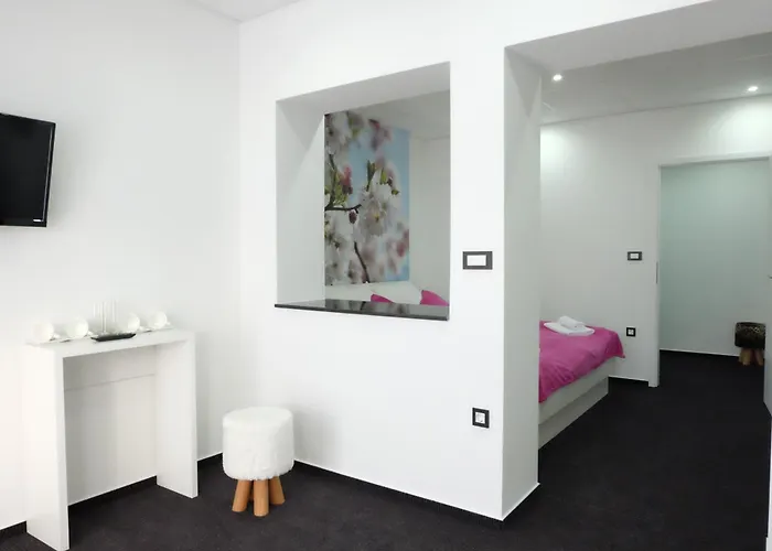 Luwiana 3* Ljubljana