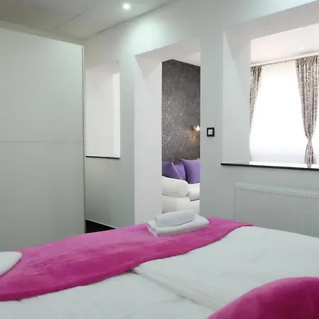 Luwiana 3* Ljubljana